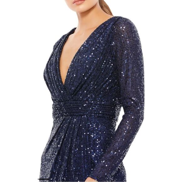 MAC DUGGAL Women’s Sequined Long Sleeves Gown in the Size 12 in Midnight Blue - Picture 7 of 12
